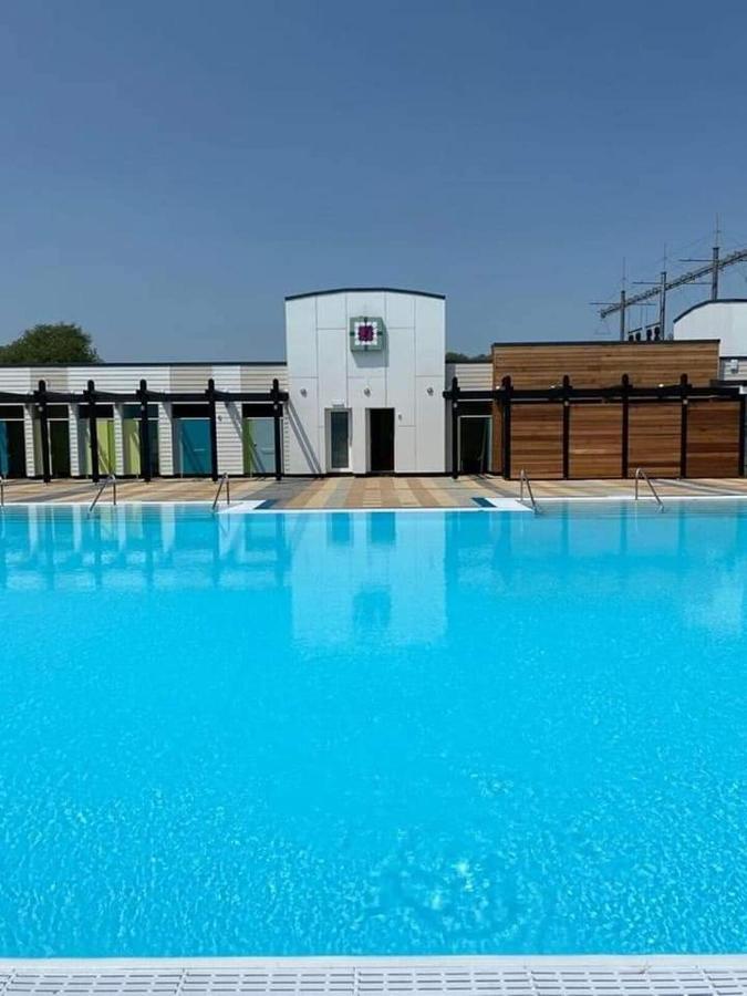 Living Easy Staycations At Tattershall Lakes المظهر الخارجي الصورة